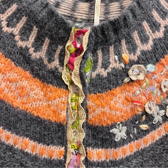FREE PEOPLE Gray Orange Fair Isle Nordic Wool Blend
Sweater Size Large - Picture 4 of 13